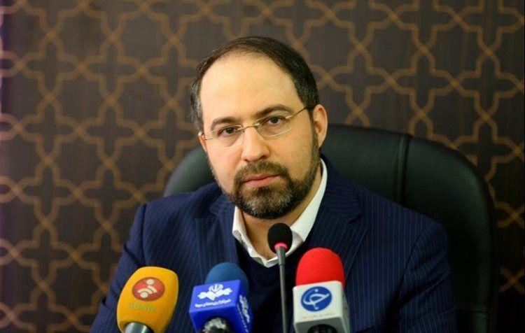 خبرنگاران وزارت کشور ممنوعیت فعالیت های خدماتی و حمل و نقل در پایتخت را تکذیب کرد