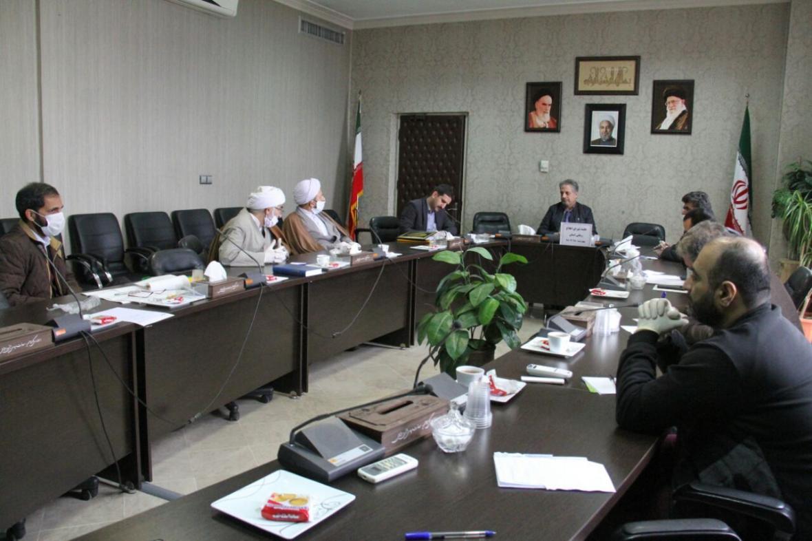 خبرنگاران معاون استاندار به توزیع کنندگان متانول در گلستان هشدار داد