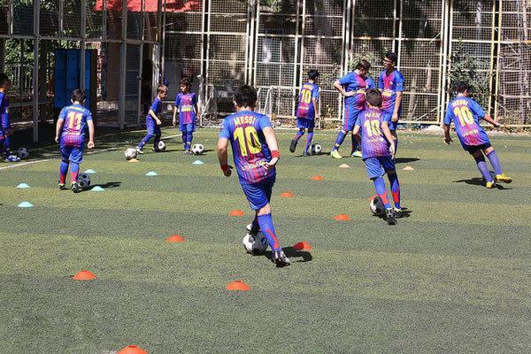 از والیبال ساحلی تا فوتبال بچه ها کار در دهه مبارک فجر